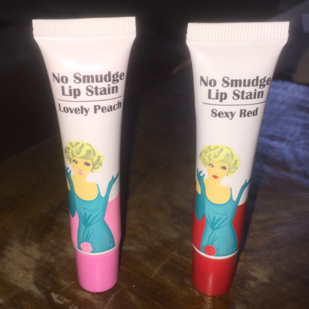 Valra No Smudge Lip Stain
